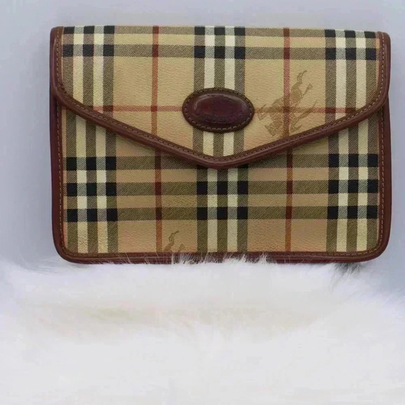 Burberry clutch bag  2 way - Picture 1 of 11